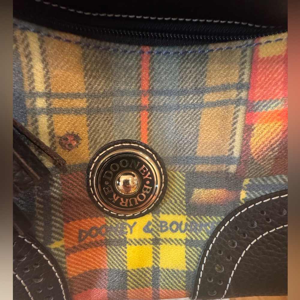 Dooney & Bourke - Patched Plaid Collection Coated Canvas Baguette Shoulder Bag - Picture 3 of 12